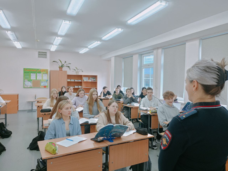 16 октября стартовал 4 -ый этап «Декады дорожной безопасности детей» .